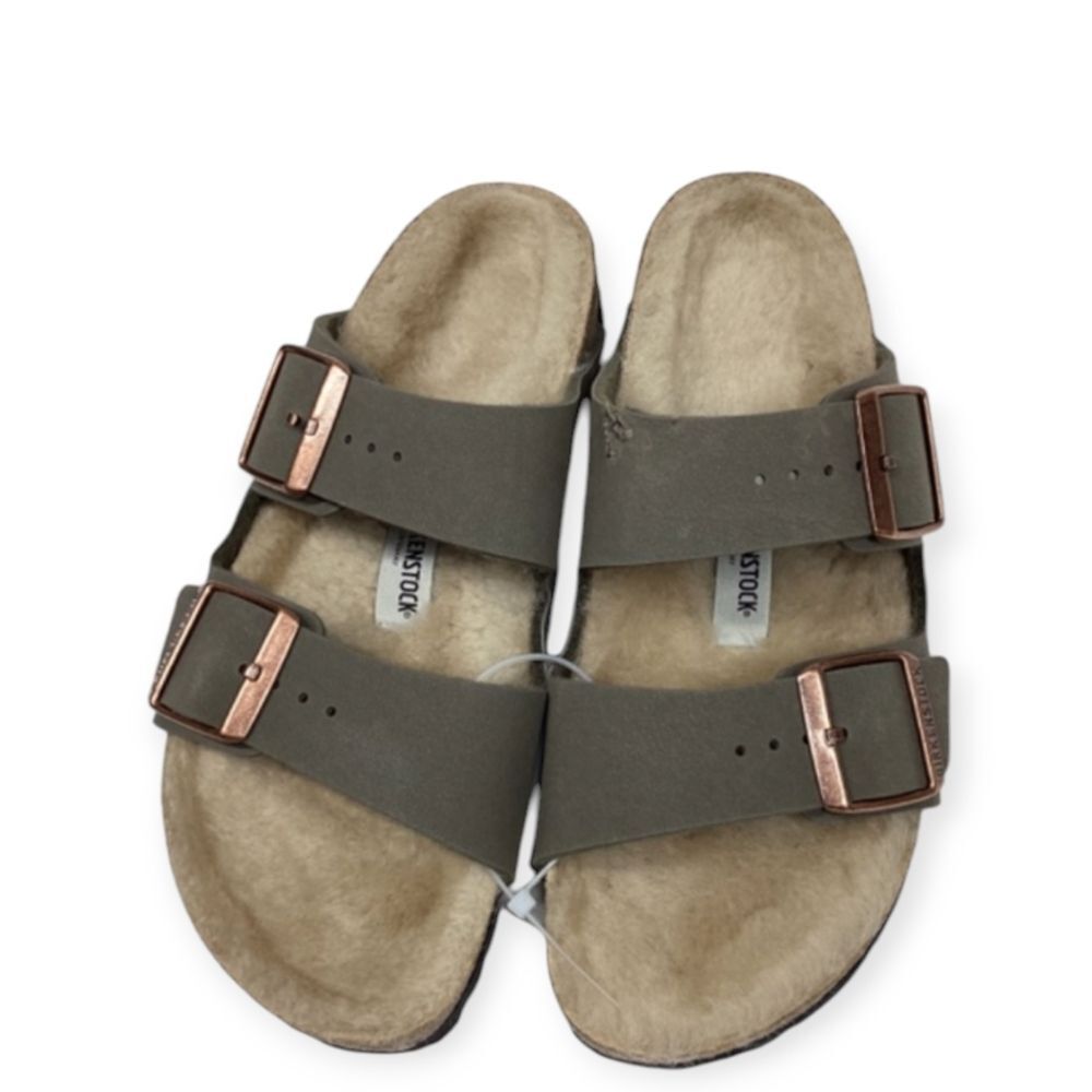 Birkenstock Women's Arizona Birkibuc Shearling Sandals Army green Size 37